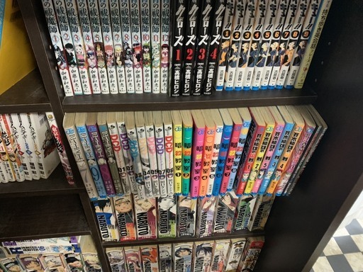 漫画まとめて売ります（ワンピース、７つの大罪、暗殺教室など）
