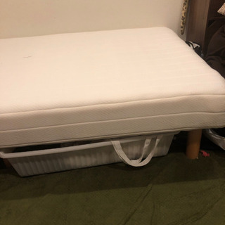 ほぼ新品未使用のシングルベッド！の画像