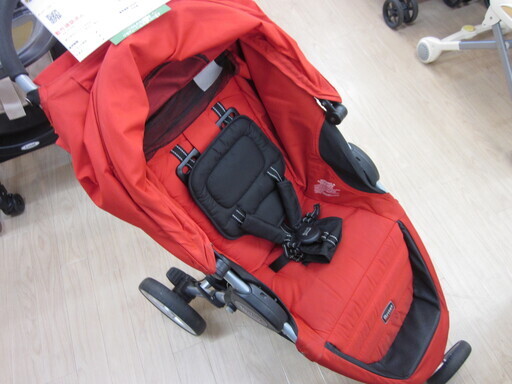 安心の保証付！クリーニング済み！britax　b-agile、エアーバギーです！
