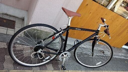 美品☆WEEKEND BIKES 700cクロスバイク アルミ/7speed/ブラック