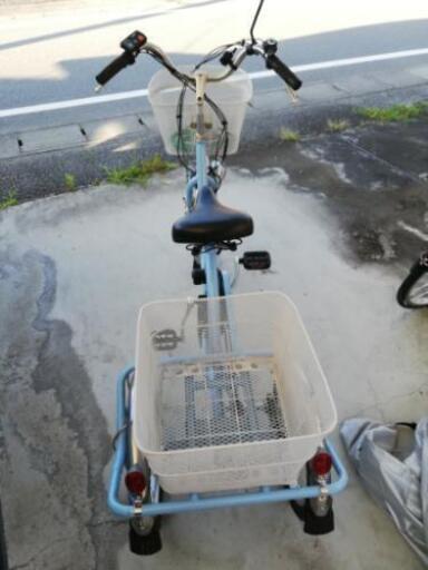 値下げしました。引き取り限定。電動アシスト付き三輪自転車