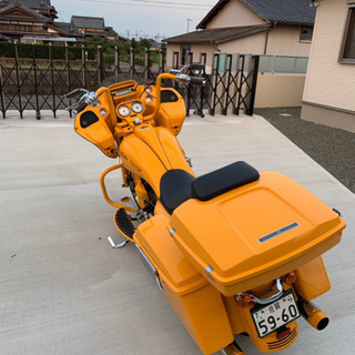 ハーレーダビッドソン FLTRX 1690 ロードグライド カスタム バックギア付の画像