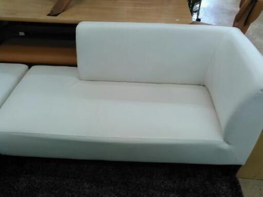 ・ナフコ　２Pソファ　幅138ｃｍ　奥行66ｃｍ　高さ71ｃｍ