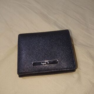 (引き取り決定しました)アニエスベー 財布