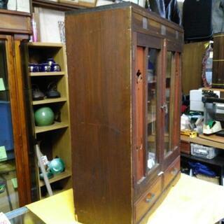 ○レトロな収納家具の画像