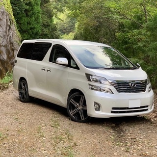 ヴェルファイア *車検丸2年‼️*社外20インチの画像