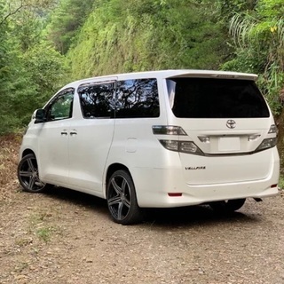 ヴェルファイア *車検丸2年‼️*社外20インチの画像