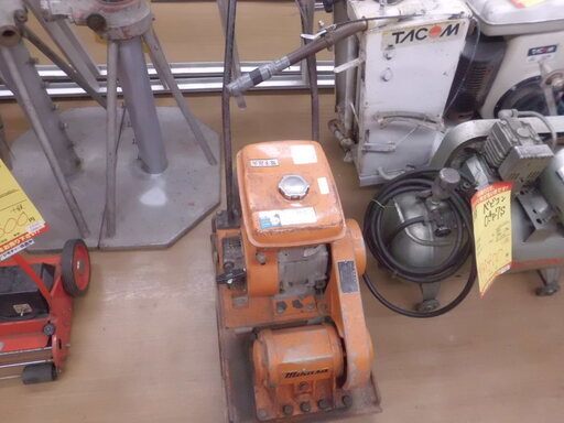 【引取限定 戸畑本店】STIHL　大型チェーンソー　中古品　046