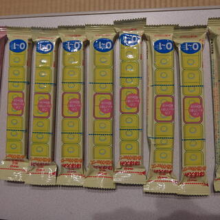 【値下げ】明治　ほほえみ　粉ミルク　らくらくキューブ 8袋　明治...