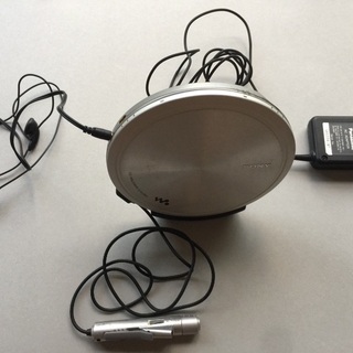 ソニーCDウォークマン一式の画像