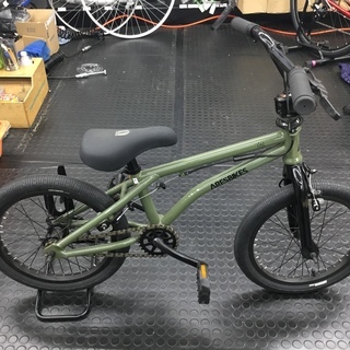 傷あり大特価！　新品　2017年モデル　ARESBIKES　本格BMXの幼児車！　STN16