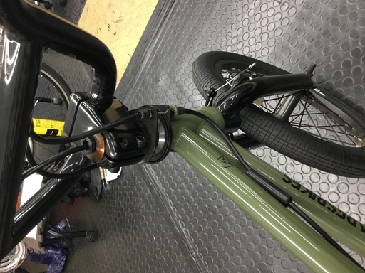 傷あり大特価！　新品　2017年モデル　ARESBIKES　本格BMXの幼児車！　STN16