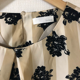 美品index☆ワンピースMの画像