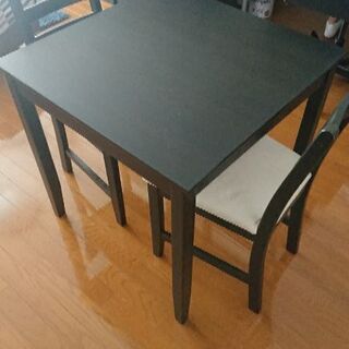 IKEA　ダイニングテーブルセットの画像