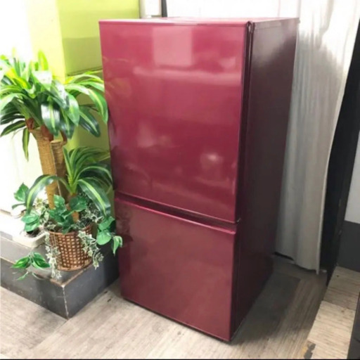 オシャレなルージュ♪ ちょっぴり大きめ157L！ノンフロン2ドア冷凍冷蔵庫