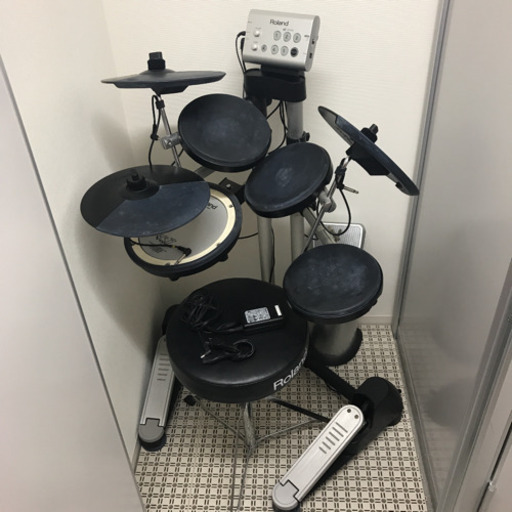 Roland電子ドラム（DVD、防音マット付き）