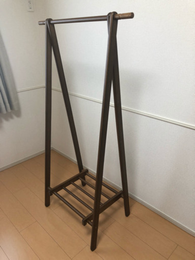 木製ハンガーラック✨ オシャレ インテリアにこだわりのある方