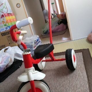 三輪車