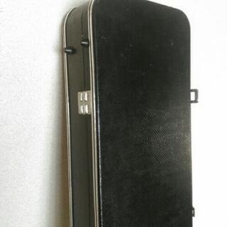 沖縄三線のハードケース（中古）の画像