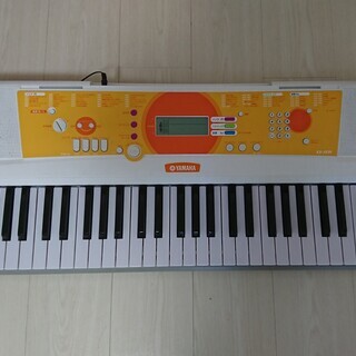YAMAHA　キーボード　EZ-J210