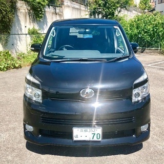 【交換・下取可】 ヴォクシー 人気のZ！ パワスラ プッシュスタート スマートエントリー！ 1番人気のブラック！ カスタム多数です♪ 各所整備済み 機関絶好調！ 8人乗り 人気のミニバン 税金リサイクル込み格安 この機会に！の画像