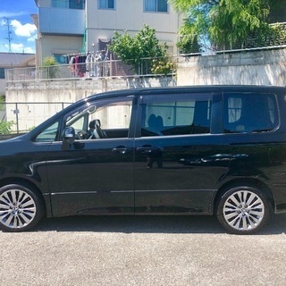 【交換・下取可】 ヴォクシー 人気のZ！ パワスラ プッシュスタート スマートエントリー！ 1番人気のブラック！ カスタム多数です♪ 各所整備済み 機関絶好調！ 8人乗り 人気のミニバン 税金リサイクル込み格安 この機会に！の画像