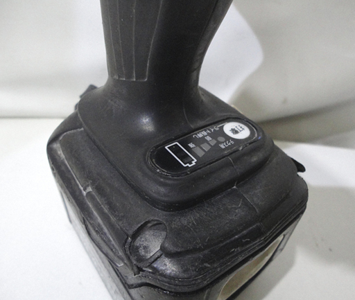 makita/マキタ 14.4V 充電式インパクトドライバ TD136DRFXB 充電器、バッテリ×2付属 札幌市 白石区 東札幌