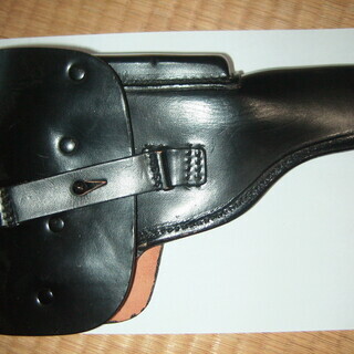 ガンマニア/サバイバルゲーマー必見！ホルスターとウェストポーチ弾入れと（旧）東ドイツ軍使用ベルト本物！セット売り::