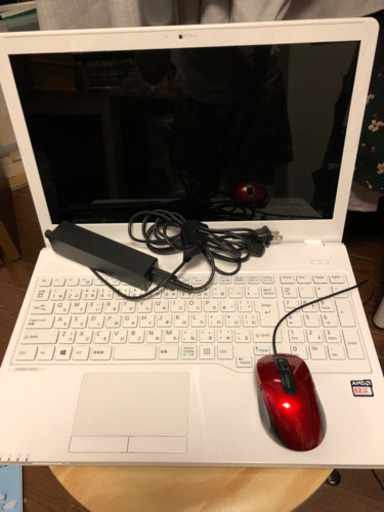 AH30/C3 FMVA30C3W2 アーバンホワイト FMV LIFEBOOK