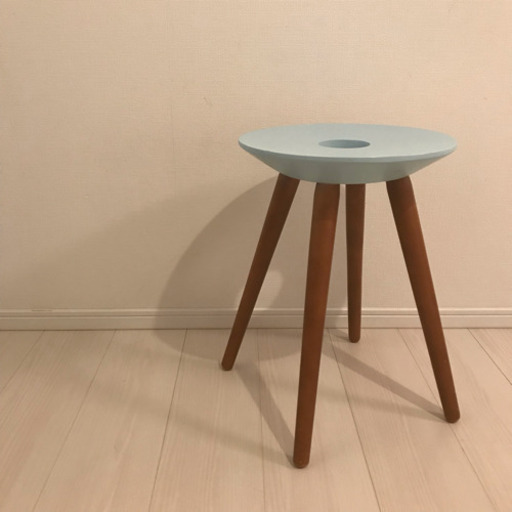 カラフルなスツールお譲りします