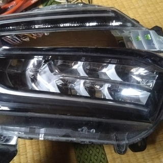JF3 4 N-BOX Nボックス カスタム LED Stanley W3106 ヘッド ライト ランプ レンズ 右