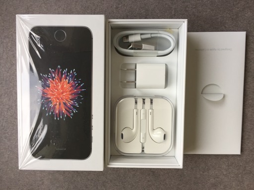 iPhone SE 16GB SIMフリー