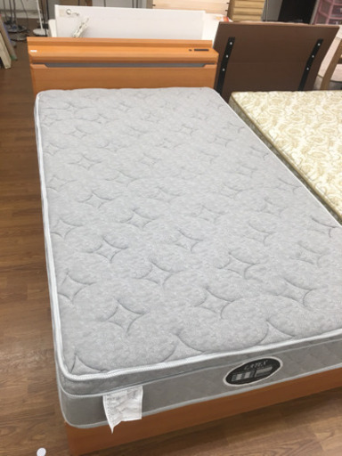 【トレファク 南浦和店】ニトリ セミダブルベッド