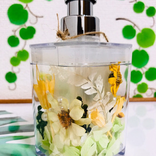 ⭐️大好評 ボタニカルなソープボトル⭐️の画像