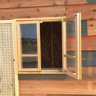 セール！498000→298000 木造りプレハブ小屋！タイニーハウスです！書斎や趣味にどうぞの画像