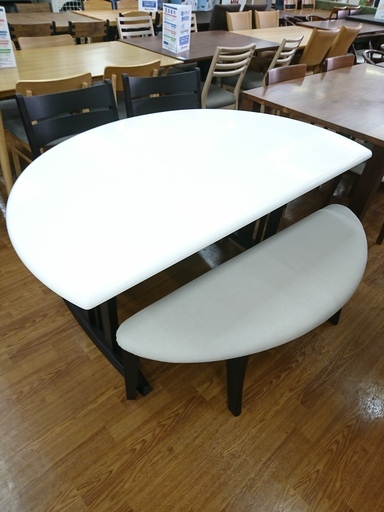 モリタインテリア　ベンチダイニング4点セット　【トレファク　川越店】