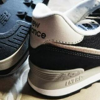 イタリア フィレンツェで購入     new balanceスニーカーの画像