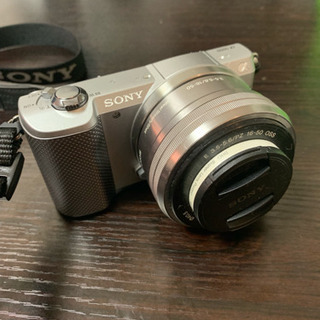 SONY ミラーレス一眼 α5000 シルバー