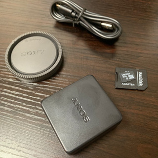 SONY ミラーレス一眼 α5000 シルバーの画像