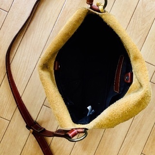 Cuir Jouer Cube☆キュイールジュエキュブ☆革バッグ☆レザー鞄の画像