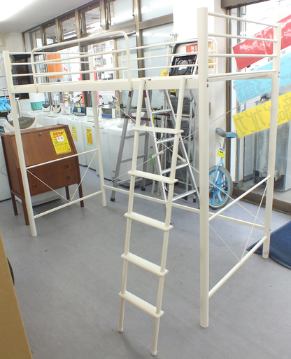 PayPay可 【手稲リサイクル】 ニトリ ロフトベッド シングル 白 金属 ￥9,800-