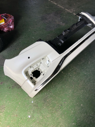 エルグランドE52 後期バンパー、グリル！