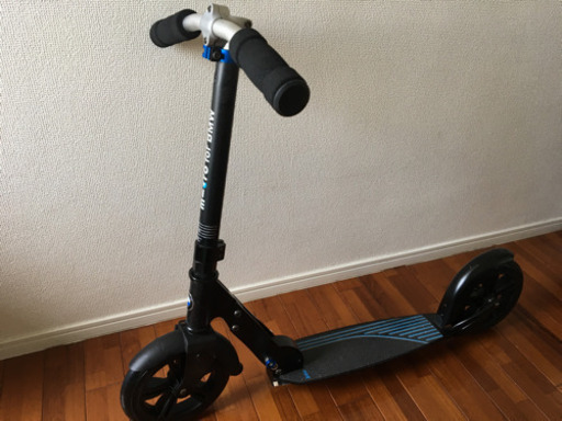 BMW キックボード