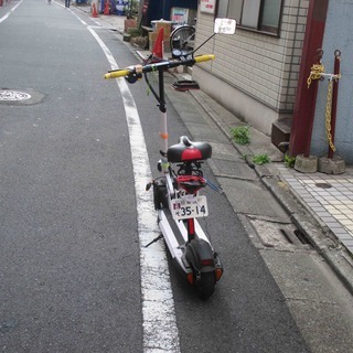 中国製電動バイク　公道も一応走行しています