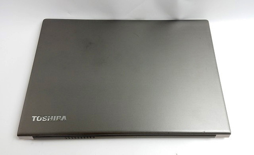 （取引中）薄型・軽快NB　第５世代Core i5／SSD／８GB《dynabook R63/P》