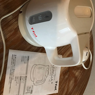 T-faLブランドです。の画像