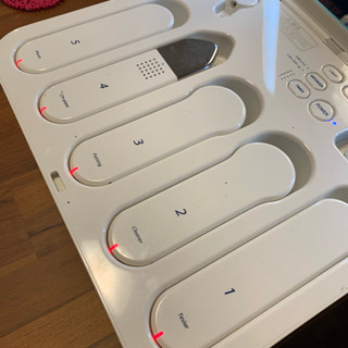 ホメオスタイル美顔器譲ります！