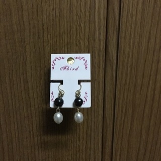 値下げしました！イヤリング2点 未使用②の画像