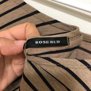 【値下げしました】ROSE BUD  ボーダーロンTの画像