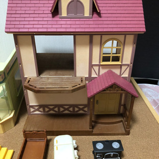 ＊商談中＊シルバニアファミリー 建物2件とその他セットの画像